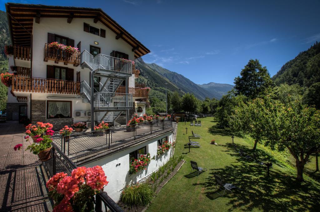 Hotel Edelweiss Pre-Saint-Didier Exterior photo